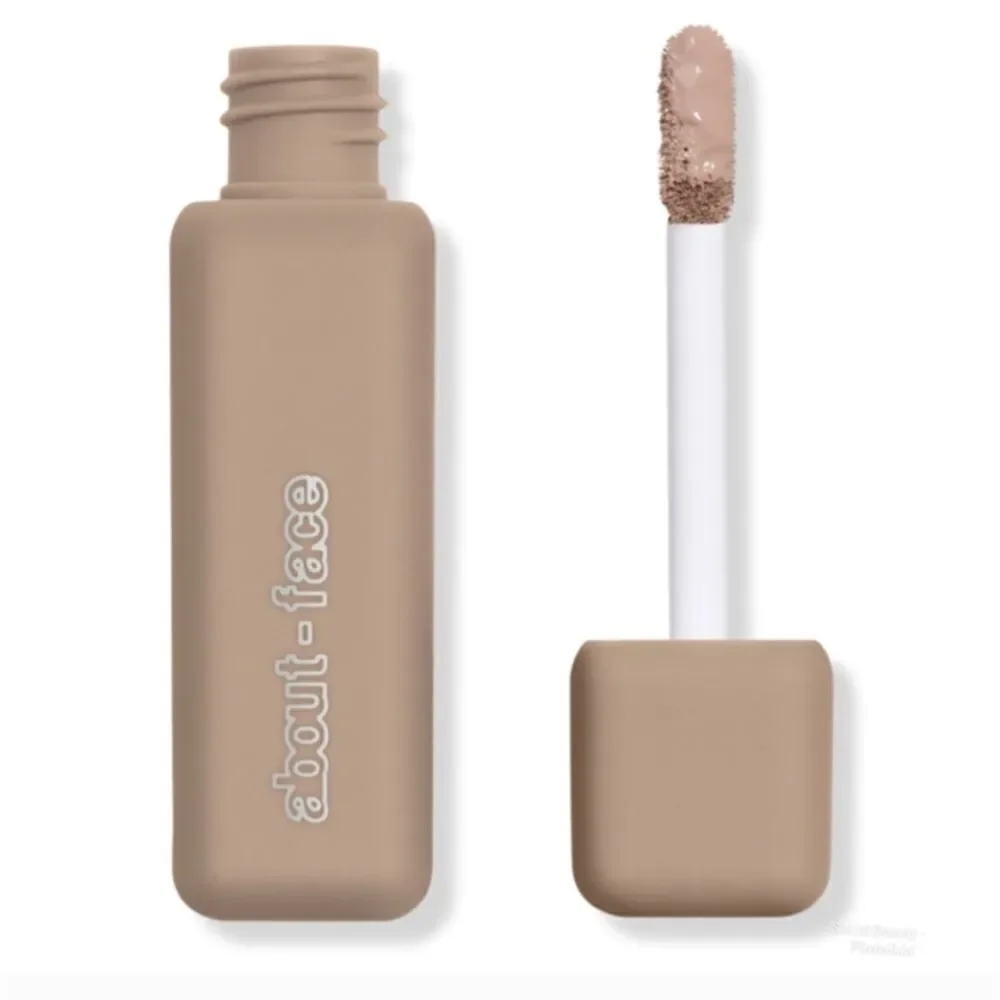 About-face matte fluid eye paint in Smell Before Rain